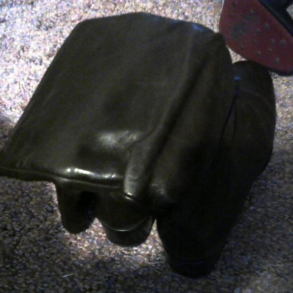 BOOTS FOR THE LADIES - Picture 3 of 3